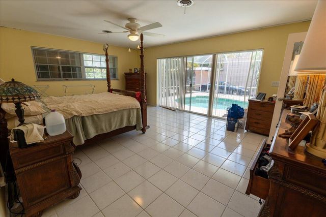 105 Sheridan Lane, Jensen Beach, FL 34957