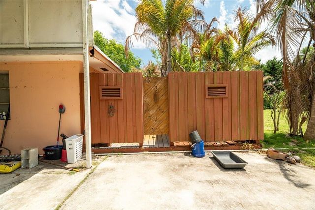 105 Sheridan Lane, Jensen Beach, FL 34957