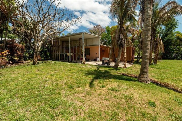 105 Sheridan Lane, Jensen Beach, FL 34957