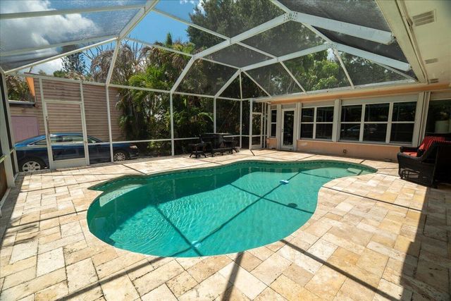 105 Sheridan Lane, Jensen Beach, FL 34957