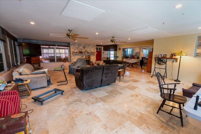105 Sheridan Lane, Jensen Beach, FL 34957
