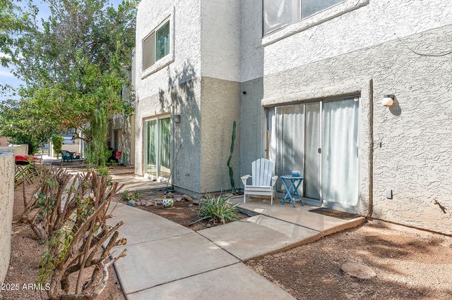 122 S HARDY Drive 8, Tempe, AZ 85281