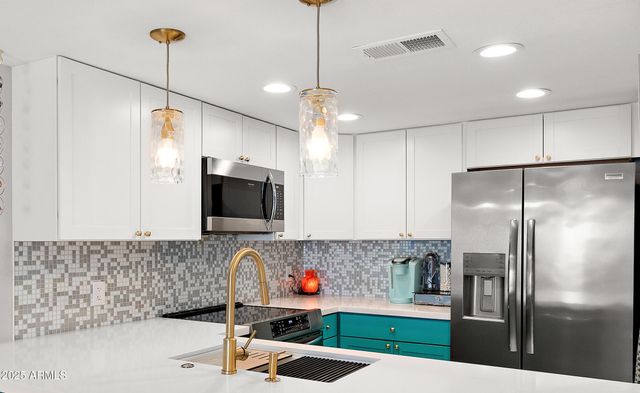 122 S HARDY Drive 8, Tempe, AZ 85281