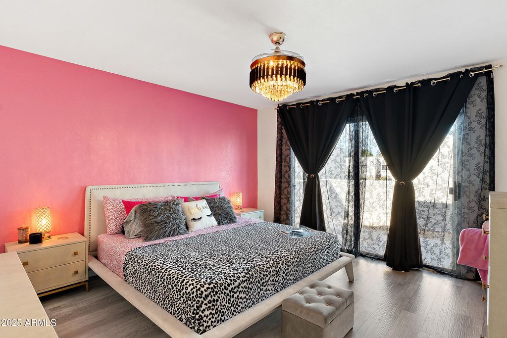 Image 19 of property listing at 122 S HARDY Drive 8, Tempe, AZ 85281