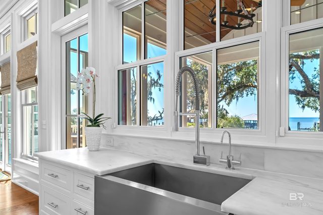 16291 Scenic Highway 98, Fairhope, AL 36532