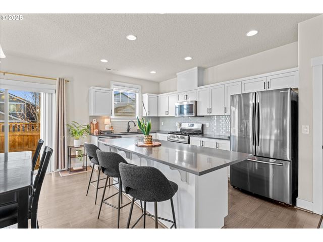 16804 Sw LEMONGRASS Ln, Beaverton, OR 97007