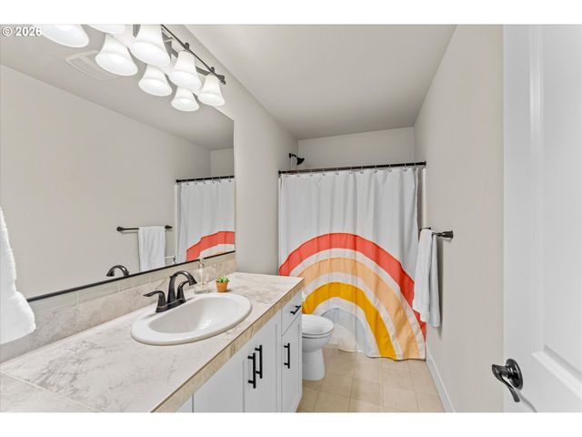 16804 Sw LEMONGRASS Ln, Beaverton, OR 97007