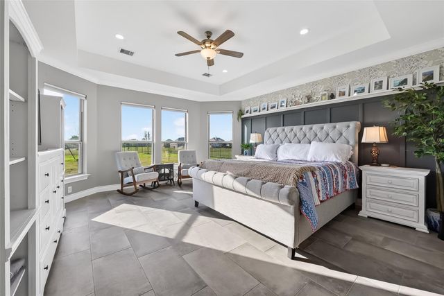 10905 Dauphine Street, Willis, TX 77318