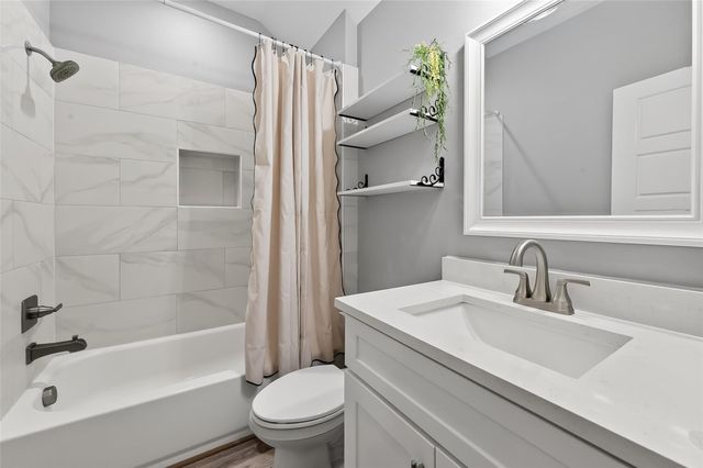 10905 Dauphine Street, Willis, TX 77318