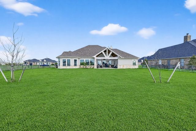 10905 Dauphine Street, Willis, TX 77318