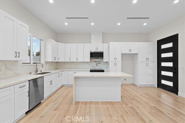 15952 Simonds, Granada Hills (los Angeles), CA 91344