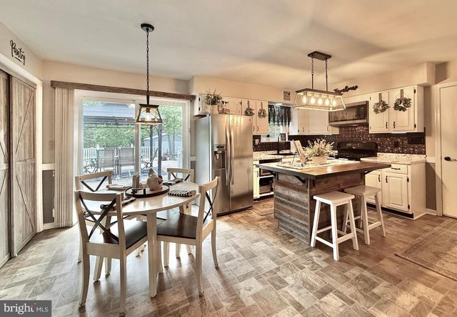 99 ASBURY RD, Egg Harbor Township, NJ 08234