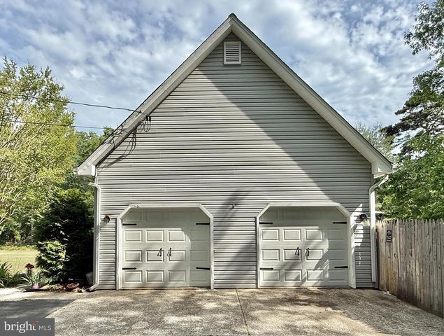 99 ASBURY RD, Egg Harbor Township, NJ 08234