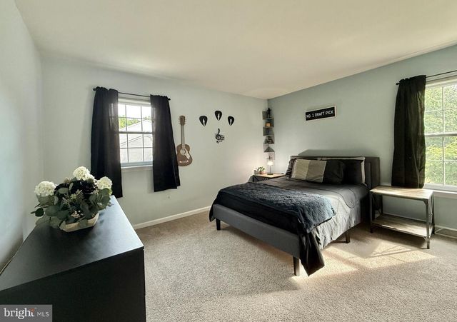 99 ASBURY RD, Egg Harbor Township, NJ 08234