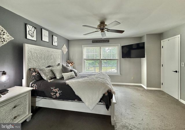 99 ASBURY RD, Egg Harbor Township, NJ 08234
