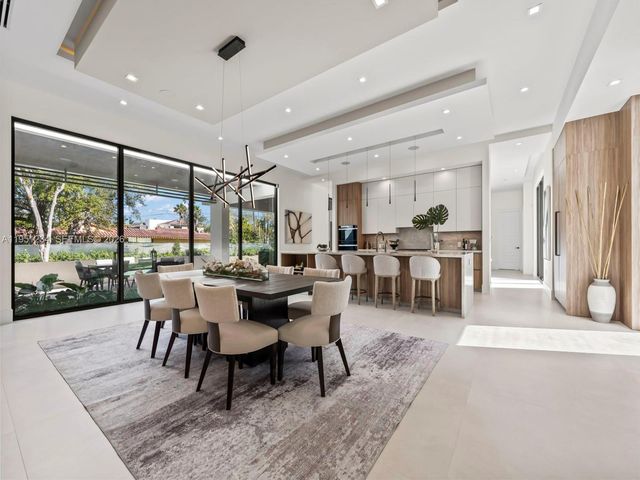 13901 Old Cutler Rd, Palmetto Bay, FL 33158