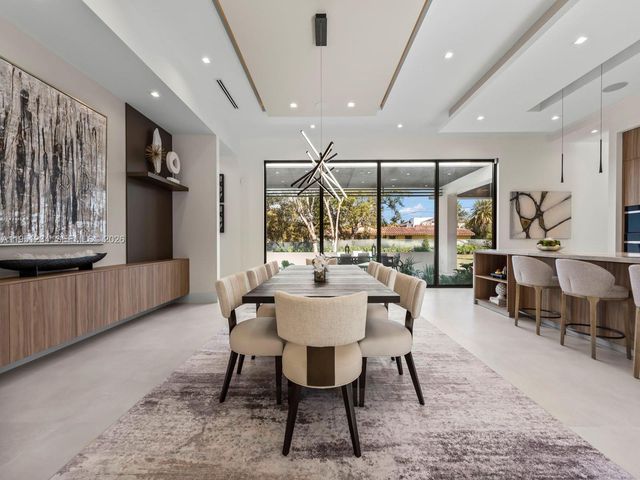 13901 Old Cutler Rd, Palmetto Bay, FL 33158