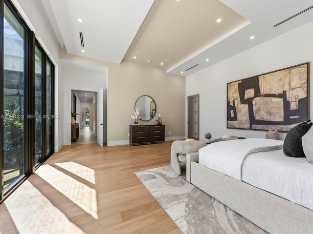 13901 Old Cutler Rd, Palmetto Bay, FL 33158