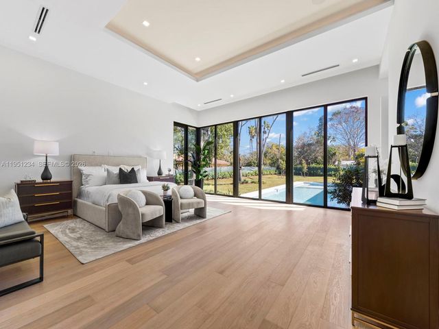 13901 Old Cutler Rd, Palmetto Bay, FL 33158