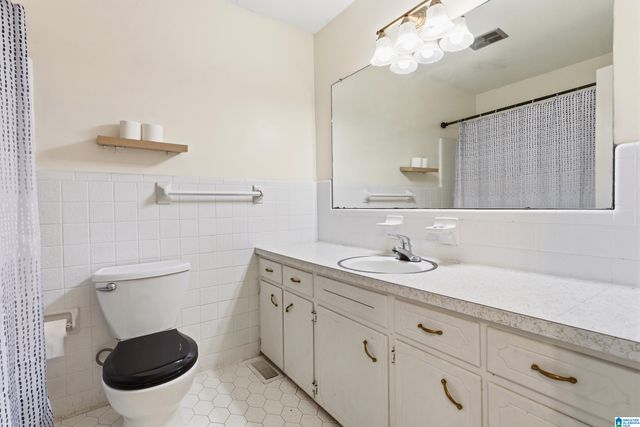 215 OAK RIDGE DRIVE, Oneonta, AL 35121