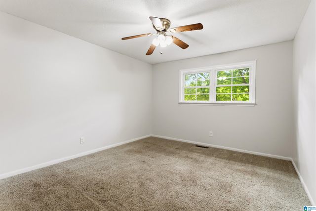 215 OAK RIDGE DRIVE, Oneonta, AL 35121