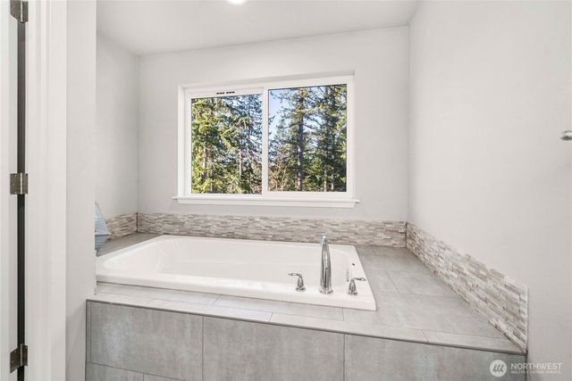 41314 111th Avenue Ct E, Eatonville, WA 98328