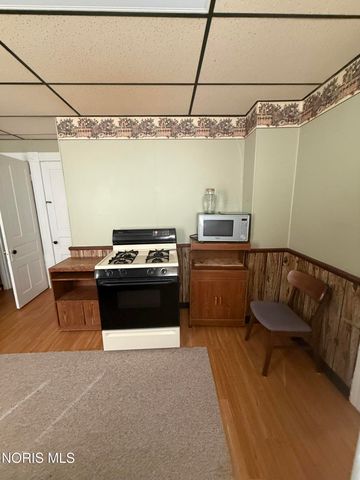 905 Walbridge Avenue, Toledo, OH 43609