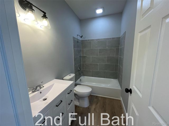 3175 OAKRIDGE Drive, Highland Charter Township, MI 48356