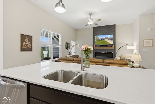 9832 Olympic Boulevard, Pendleton, IN 46064