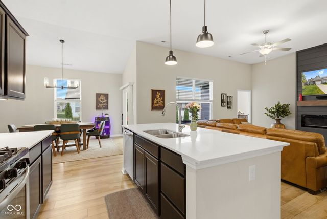 9832 Olympic Boulevard, Pendleton, IN 46064