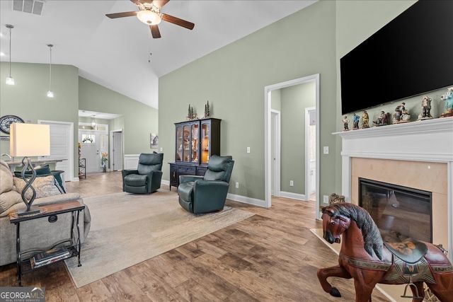 141 Windmill Way, Carrollton, GA 30117