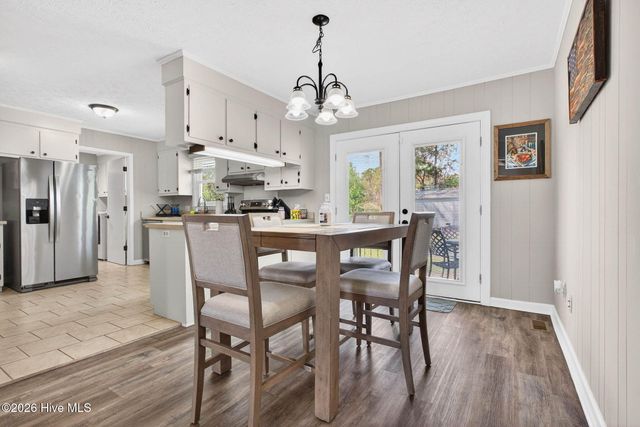 1064 Ward Avenue SW, Calabash, NC 28467