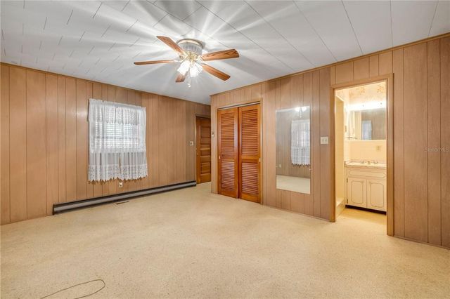 221 DELESPINE DRIVE, Debary, FL 32713