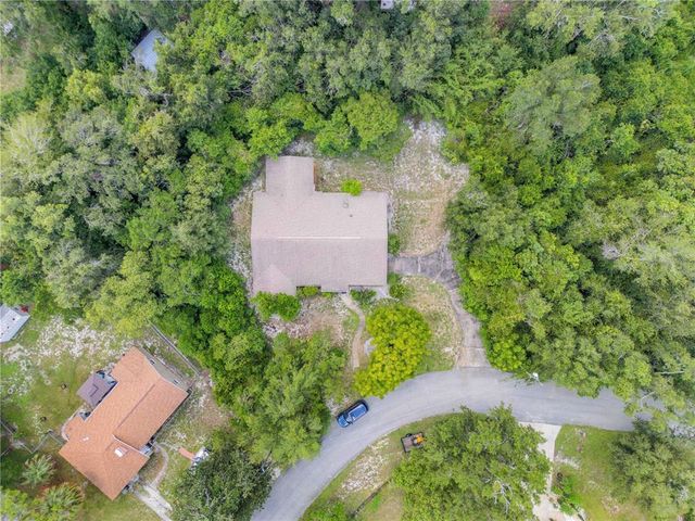 221 DELESPINE DRIVE, Debary, FL 32713