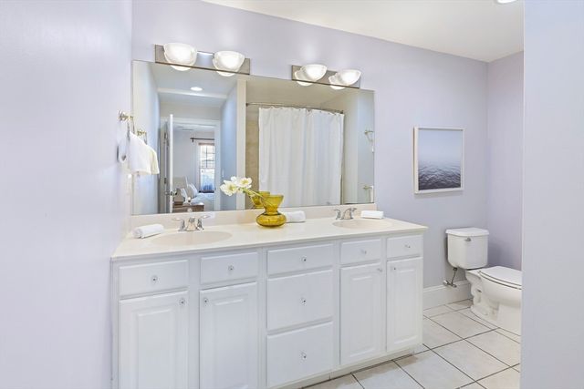 1306 Columbia Road 5C, Boston, MA 02127