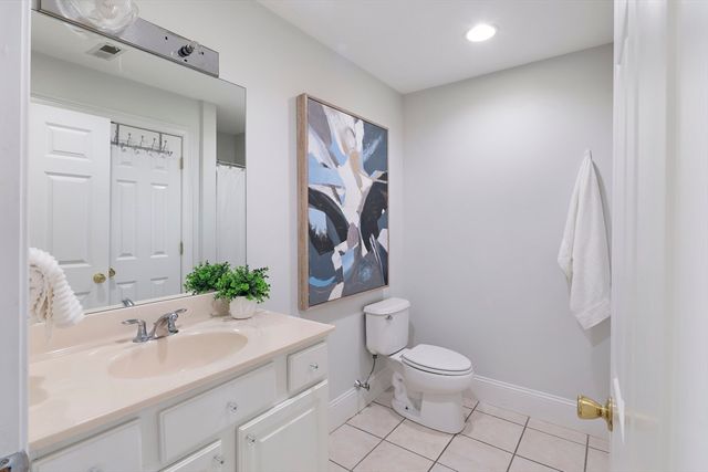 1306 Columbia Road 5C, Boston, MA 02127