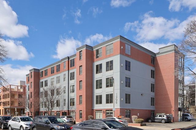 1306 Columbia Road 5C, Boston, MA 02127