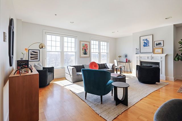 1306 Columbia Road 5C, Boston, MA 02127