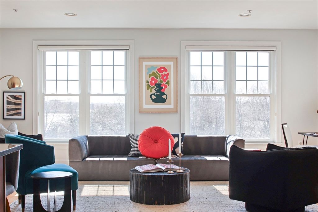 1306 Columbia Road 5C, Boston, MA 02127