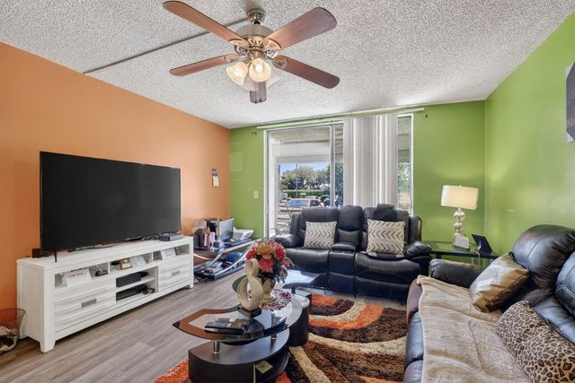 1830 SW 81st Avenue 4107, North Lauderdale, FL 33068