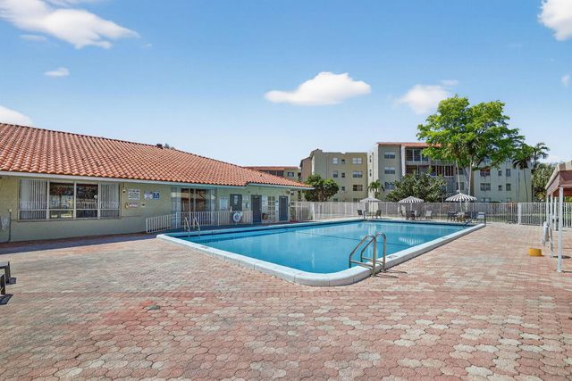 1830 SW 81st Avenue 4107, North Lauderdale, FL 33068