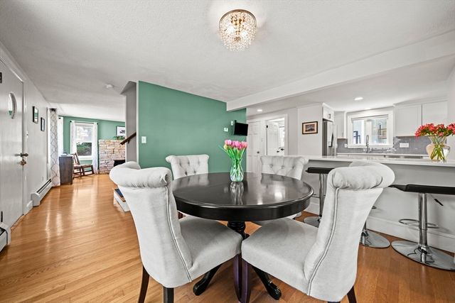 1 Brook Rd, Woburn, MA 01801