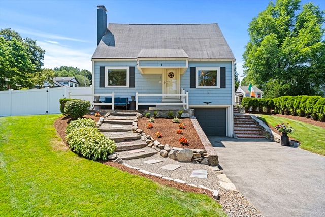 1 Brook Rd, Woburn, MA 01801