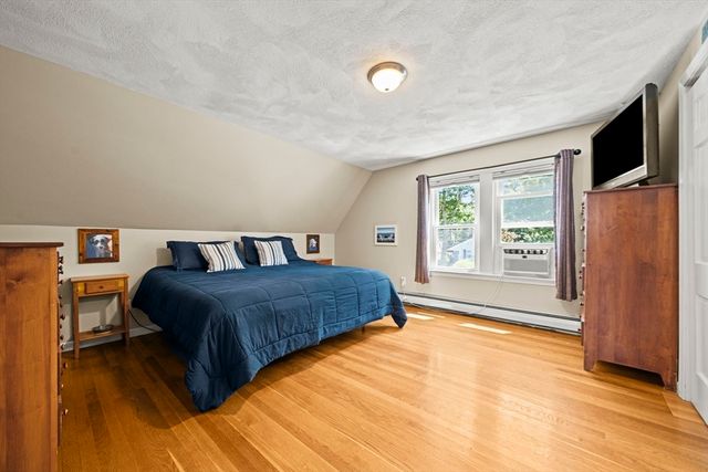 1 Brook Rd, Woburn, MA 01801