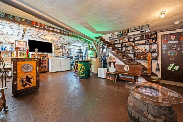 1 Brook Rd, Woburn, MA 01801