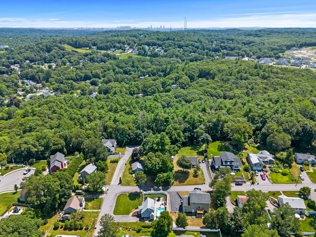 1 Brook Rd, Woburn, MA 01801