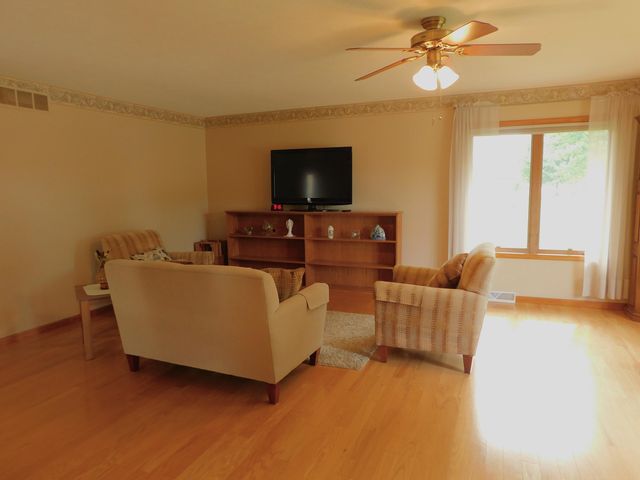 160 Sagamore Pkwy, La Porte, IN 46350