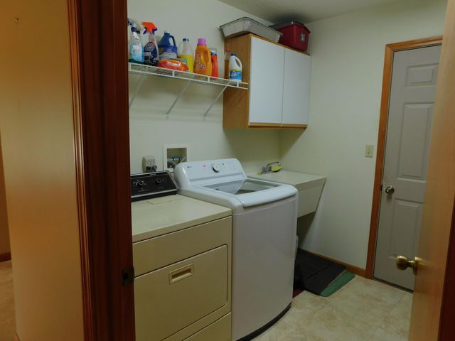 160 Sagamore Pkwy, La Porte, IN 46350