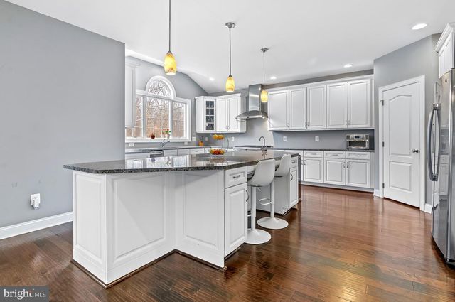 5220 BONNIE BRAE FARM DR, Haymarket, VA 20169