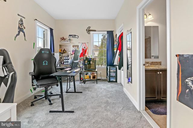 5220 BONNIE BRAE FARM DR, Haymarket, VA 20169